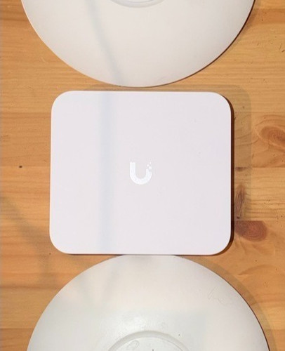 Ubiquiti unifi cloud gateway - unifi,